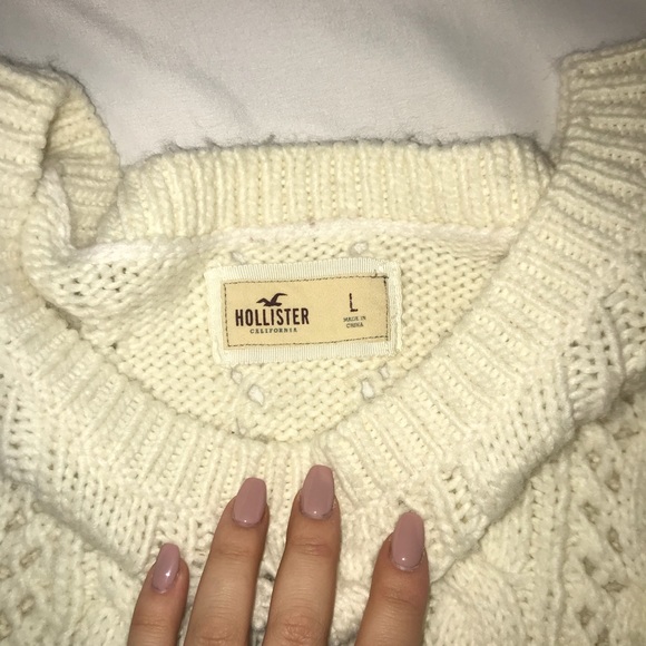 Cream Hollister Sweater - Picture 2 of 3
